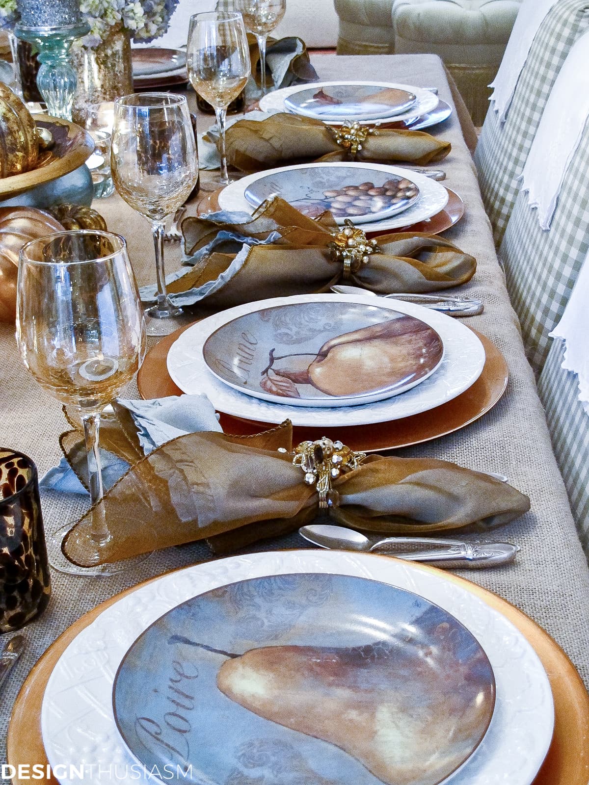 Gourd Crafts | Elegant Inexpensive Thanksgiving Table Decorations - terilynadamsblog.com