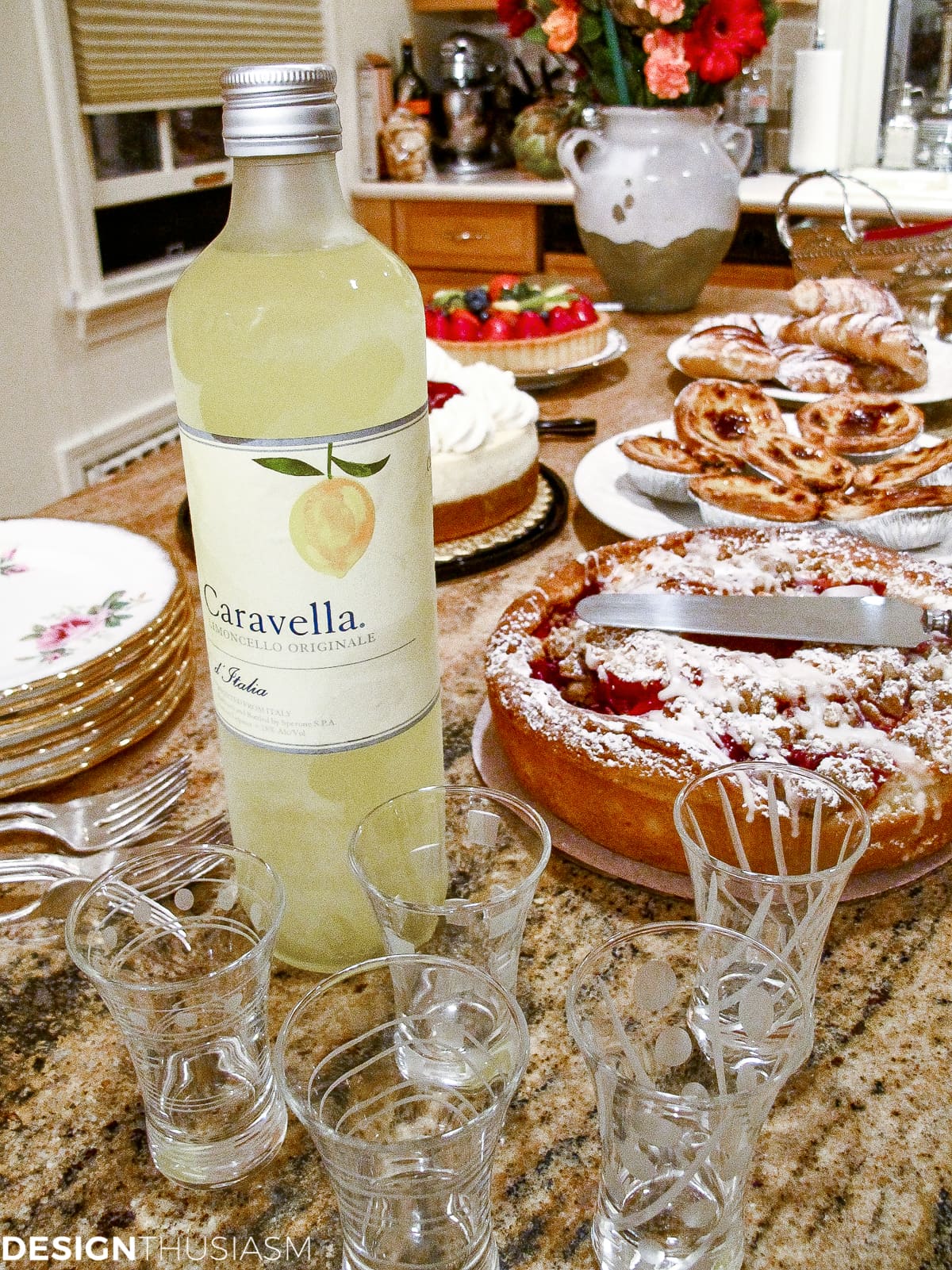 Tuscan tablescape ideas for your Italian themed party - terilynadamsblog.com