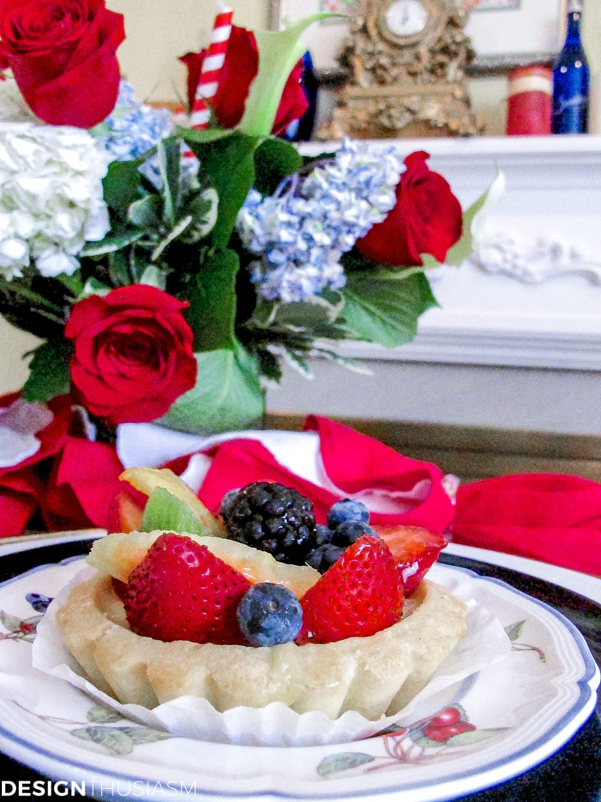 Patriotic Decorations | Elegant Fourth of July Table Decor Ideas - terilynadamsblog.com