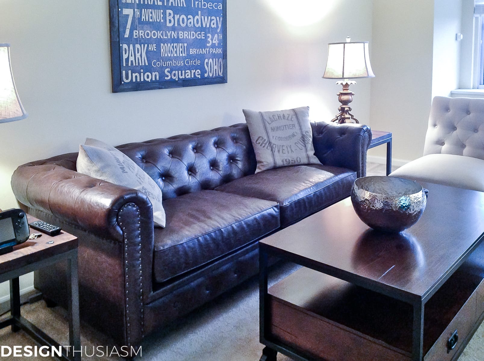 The Bachelor Pad: Apartment Living Room Ideas | terilynadamsblog.com