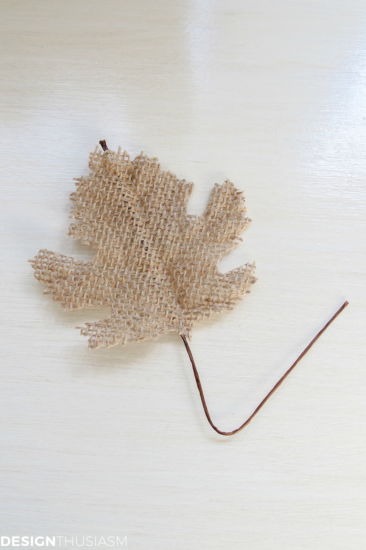 burlap leaf for DIY Thanksgiving napkin rings