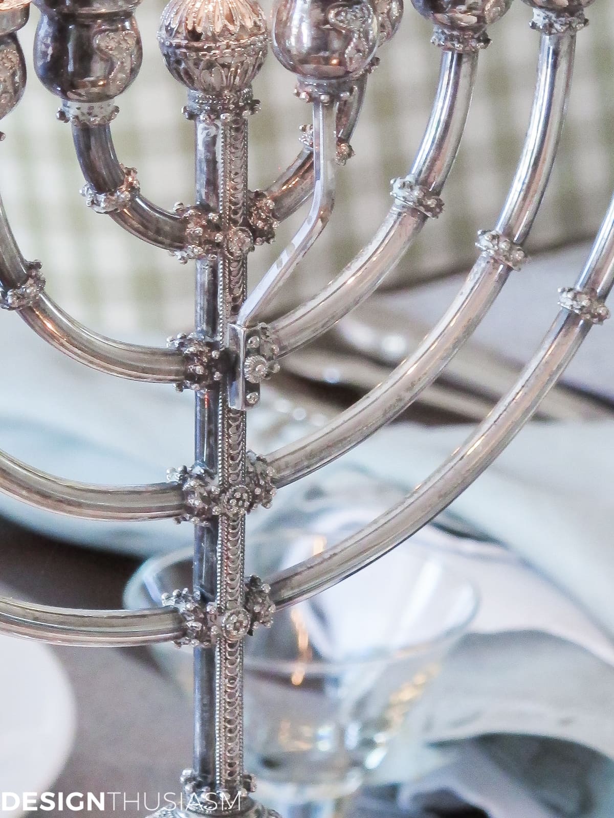 Festival of Lights Hanukkah Table Setting | terilynadamsblog.com