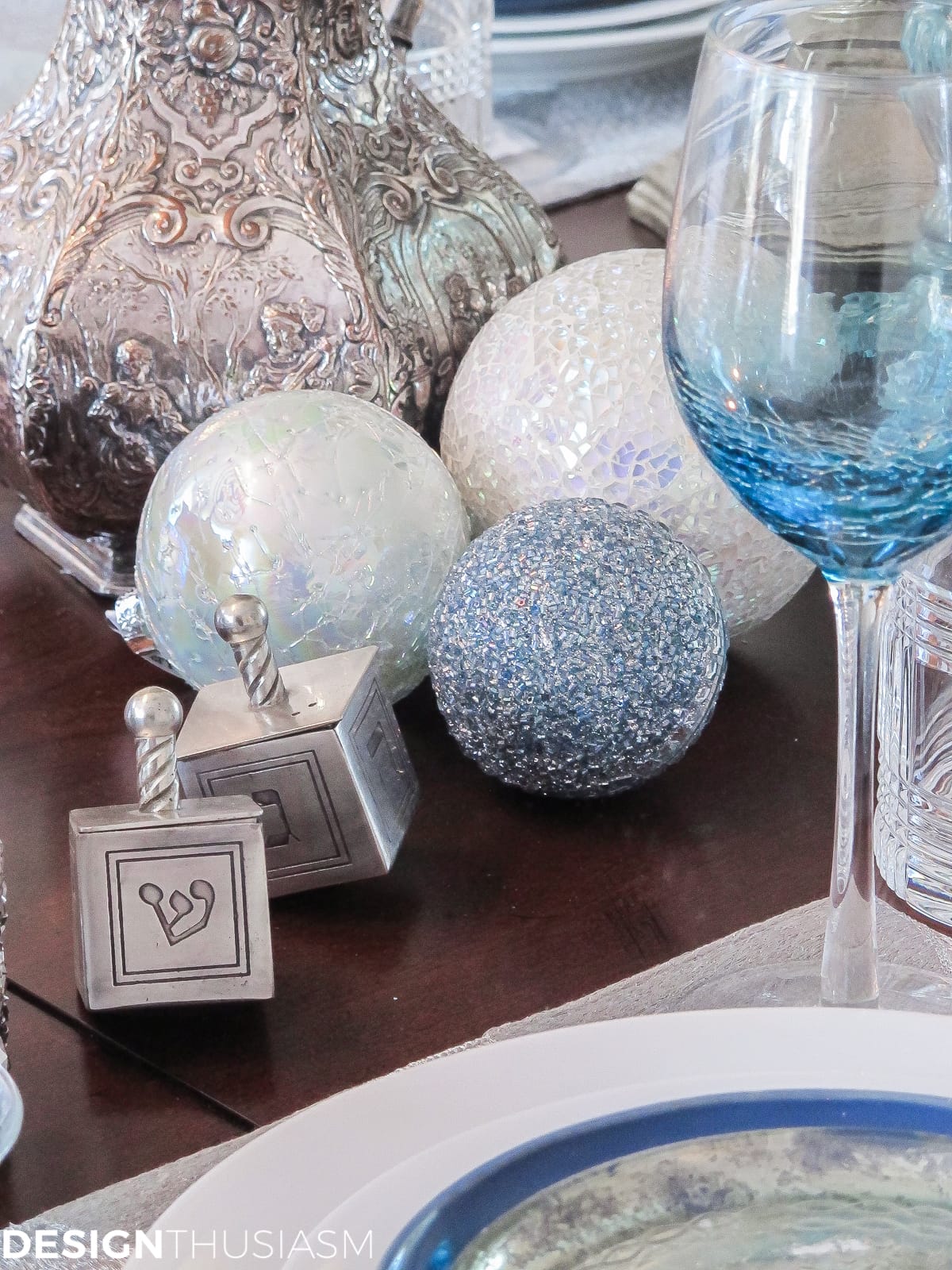 Festival of Lights Hanukkah Table Setting | terilynadamsblog.com