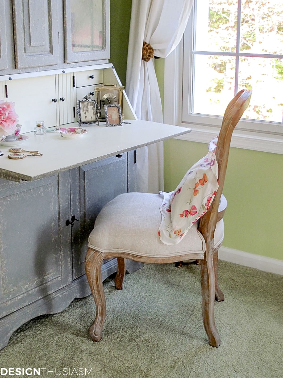 bedroom vanity dressing table