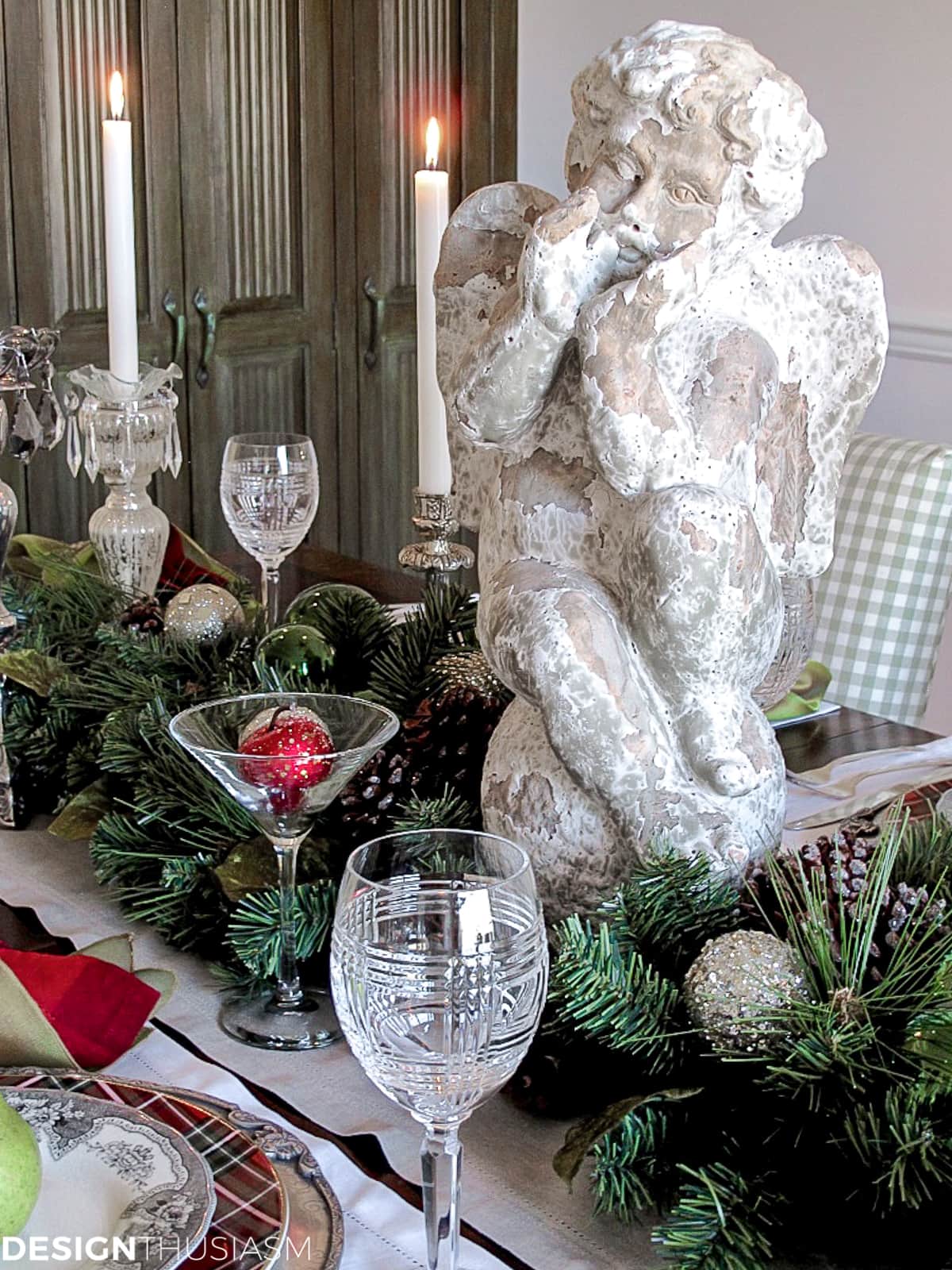Christmas table setting