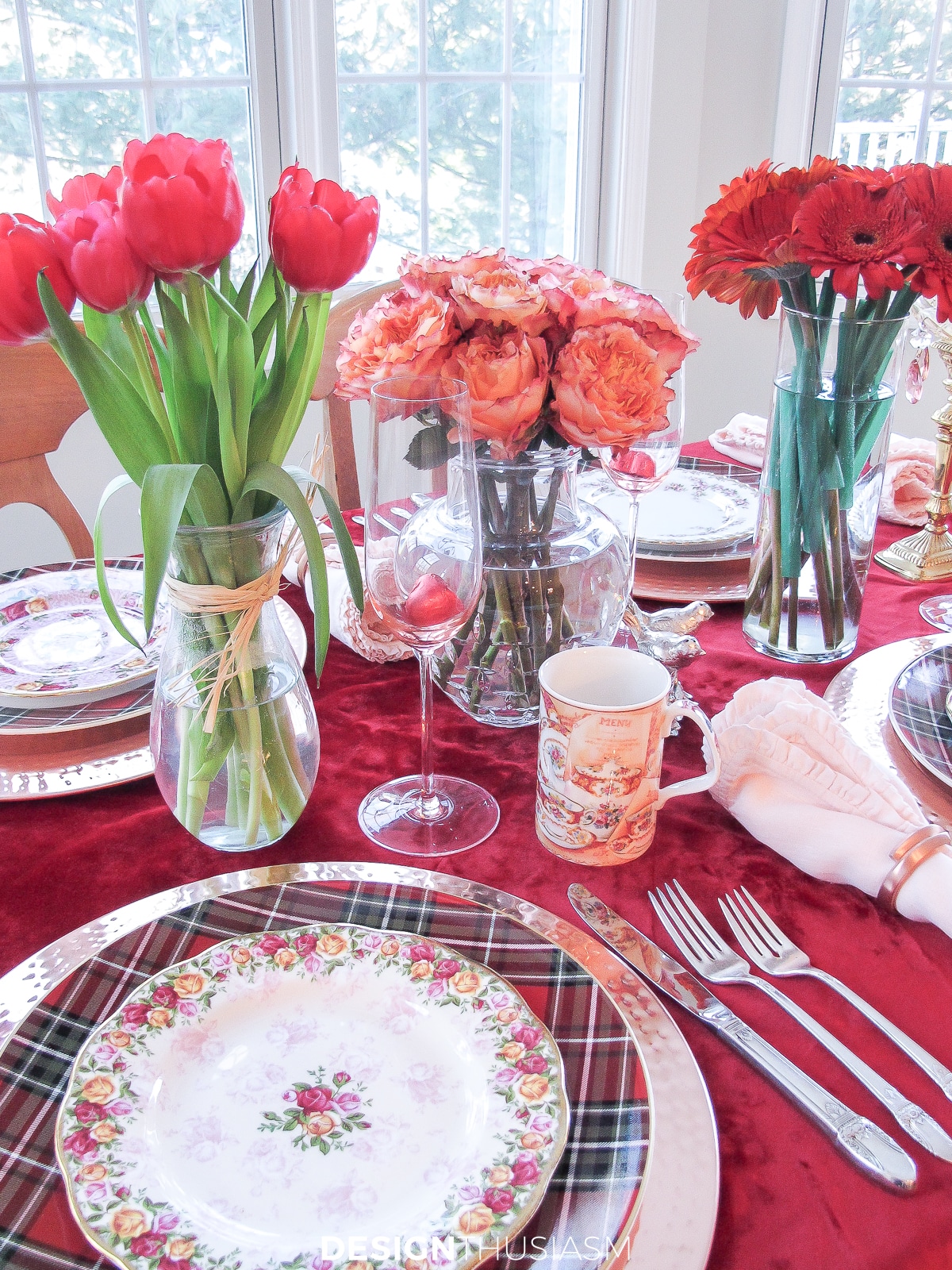 Valentines table with romantic pattern mix