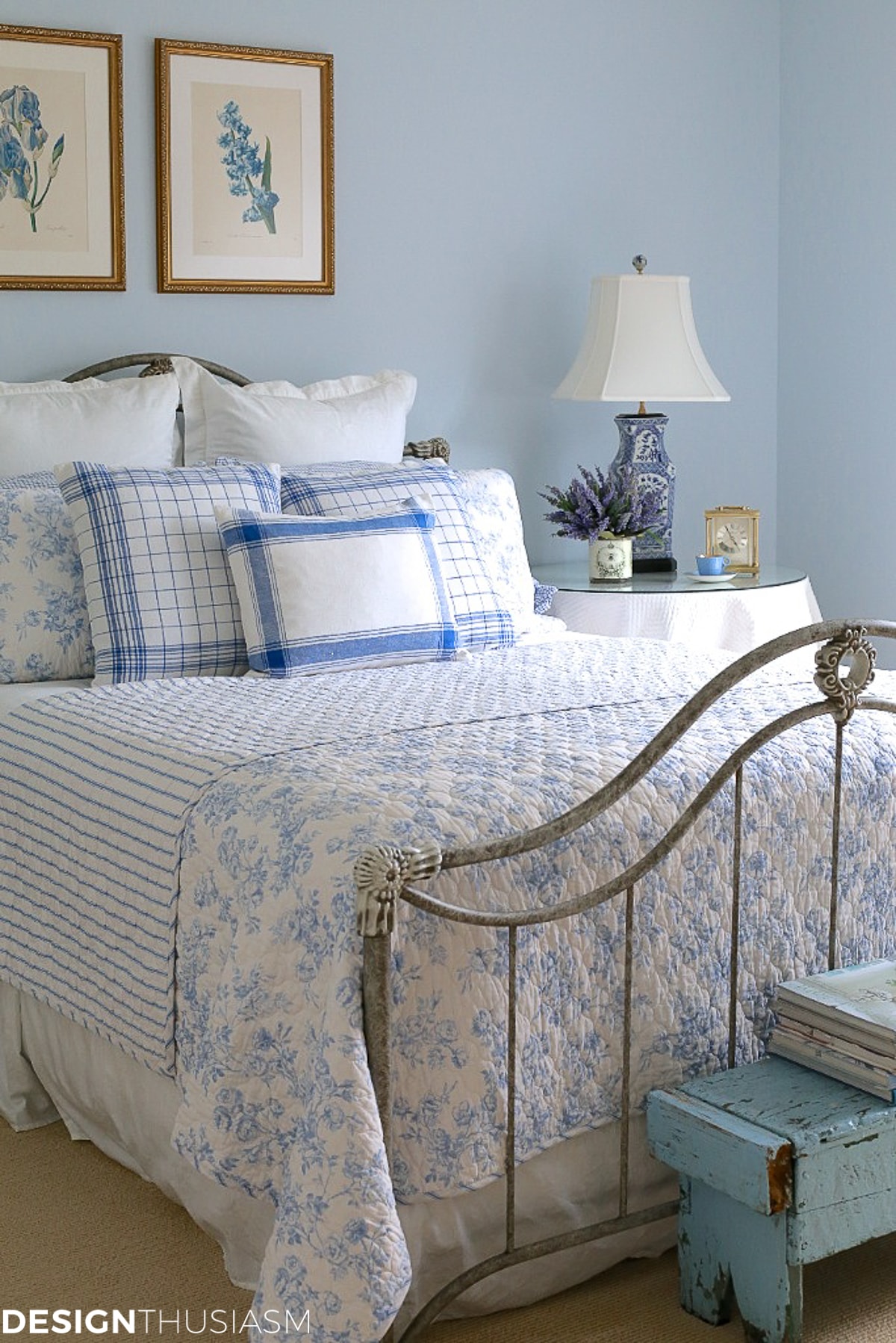 blue guest room paint color