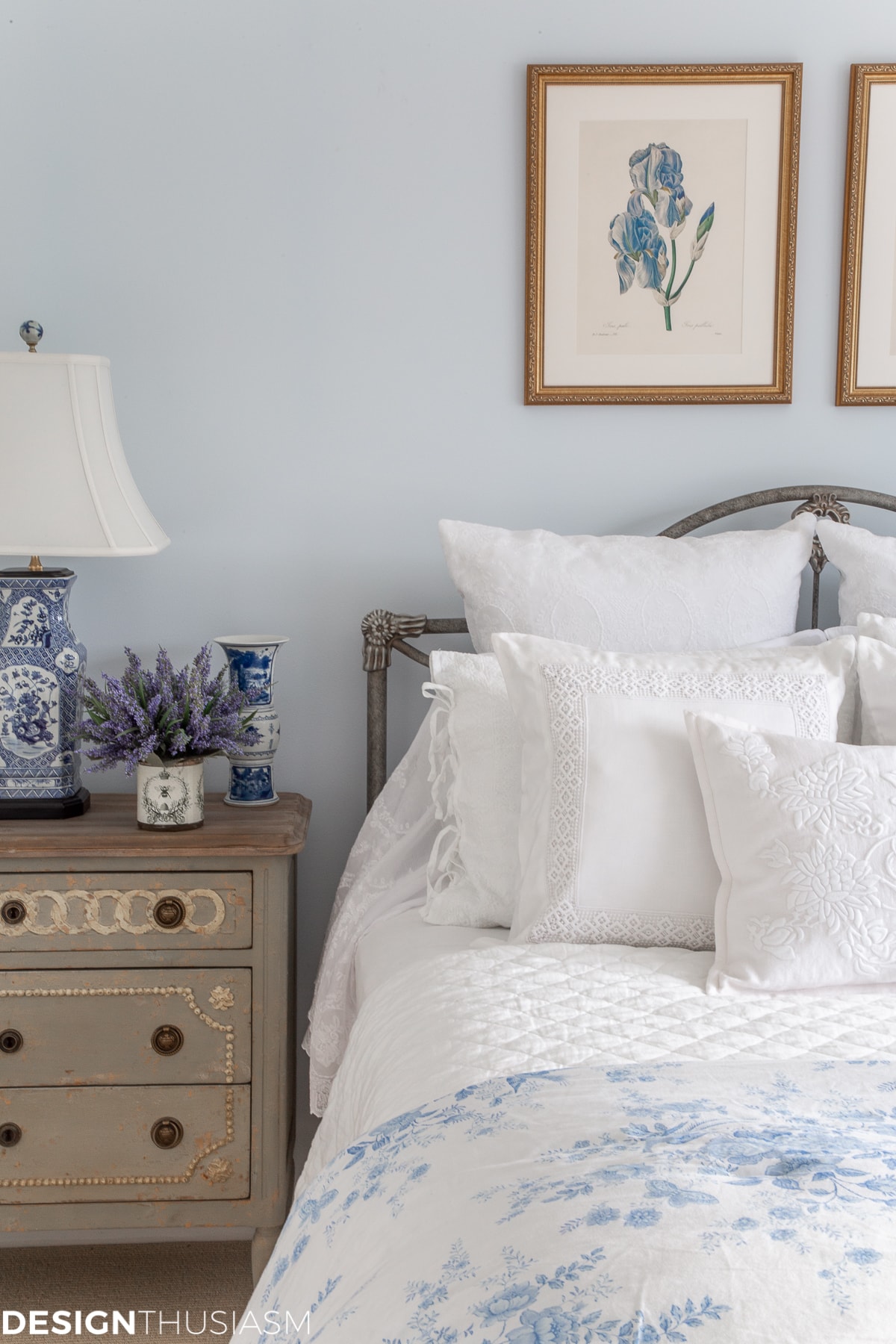 blue guest room paint color