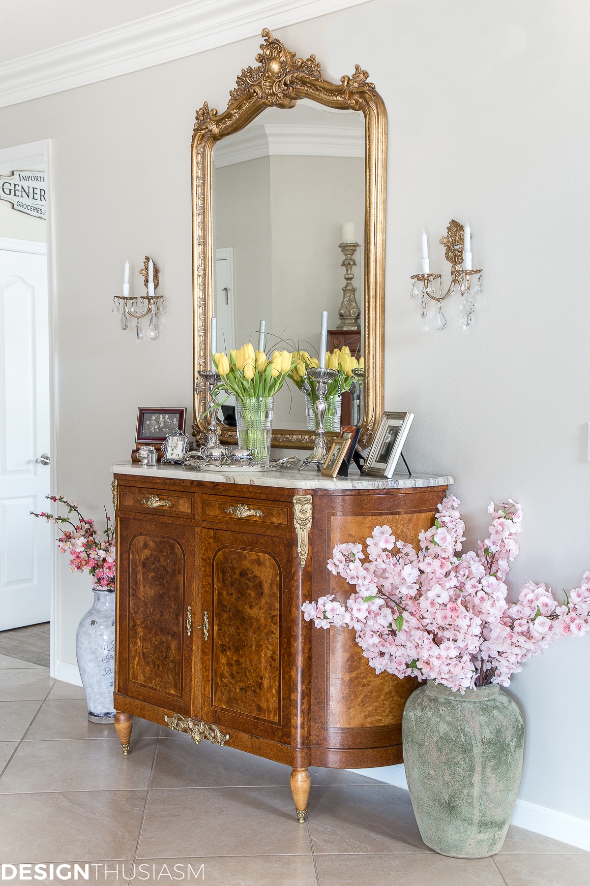 entry foyer paint