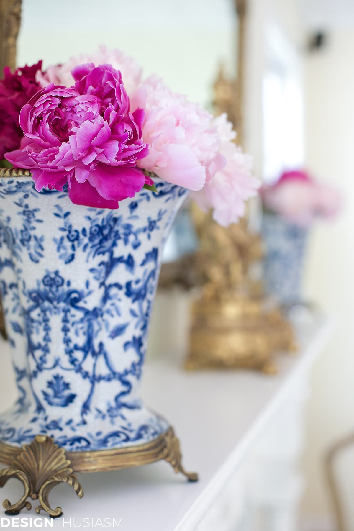 french country style elements fresh flowers
