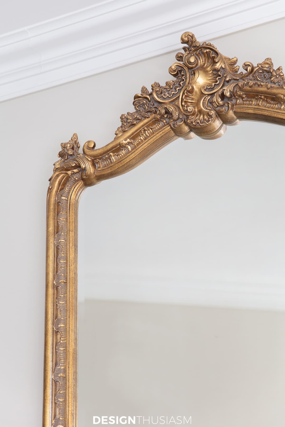french decorative mirror detail