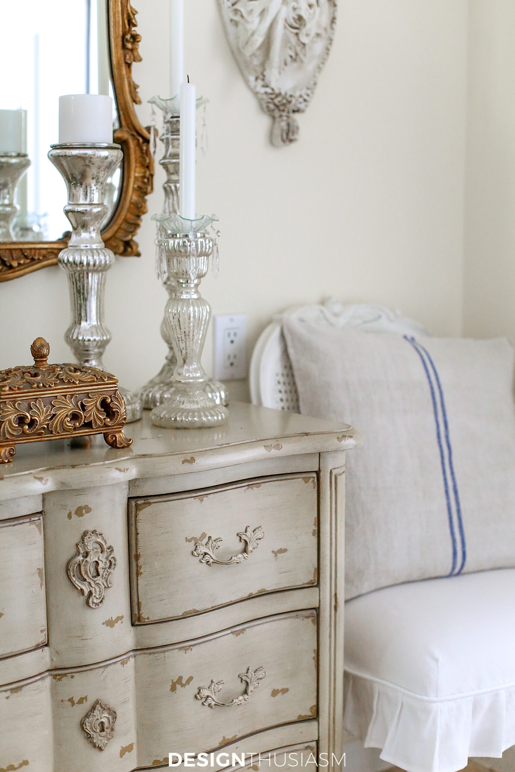 Back entry foyer chest