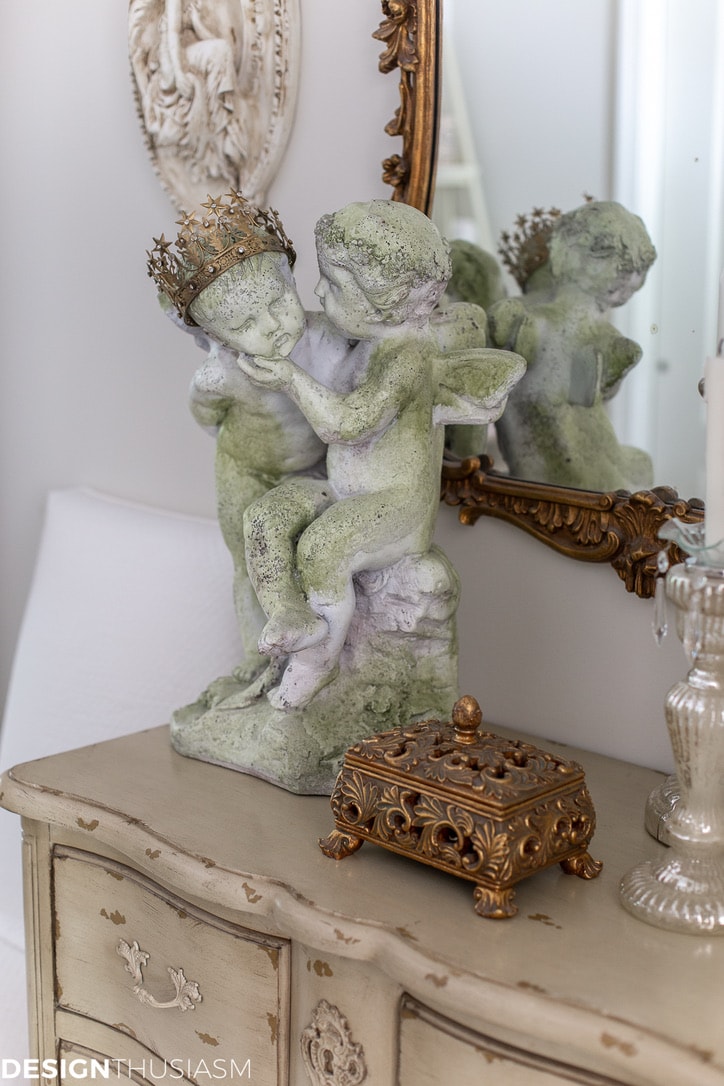 Back entry foyer vignette