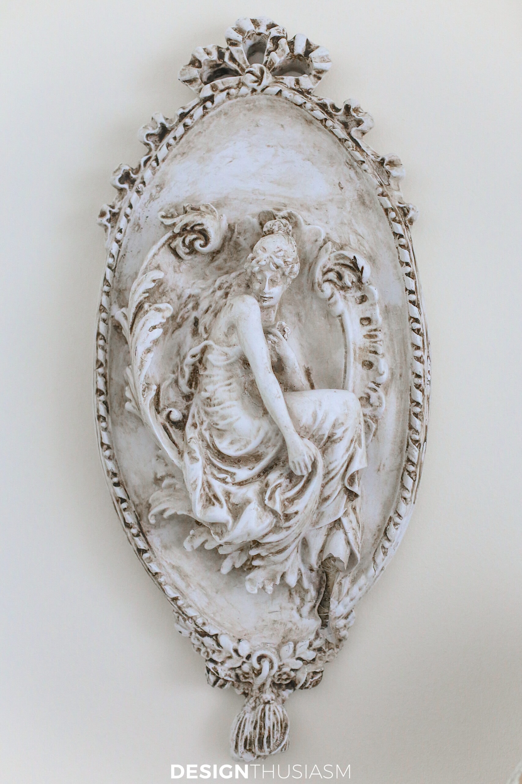 Back entry foyer wall plaque