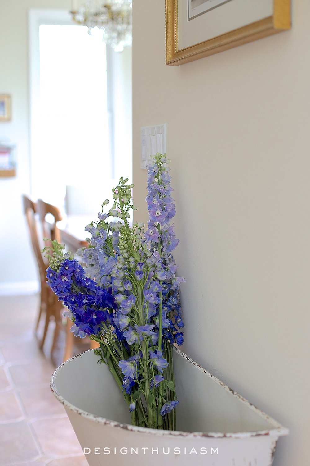 Metal Bin | A Fresh Way to Display Flowers | terilynadamsblog.com