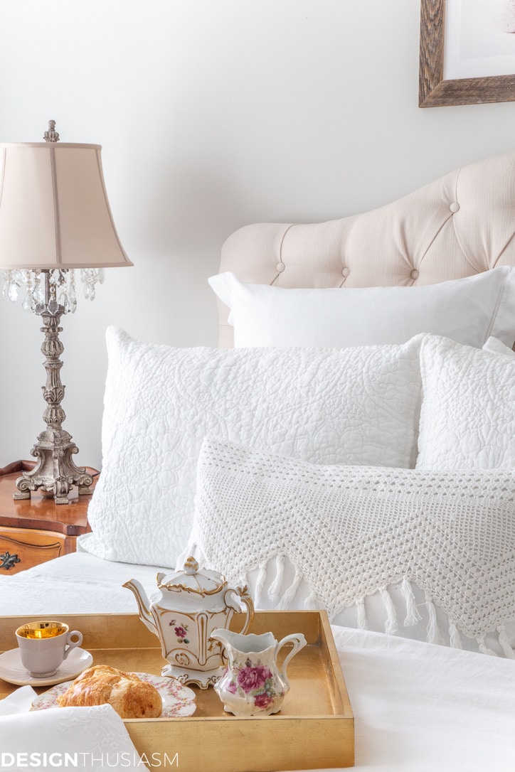 Mother's Day gift pairings linens and spray