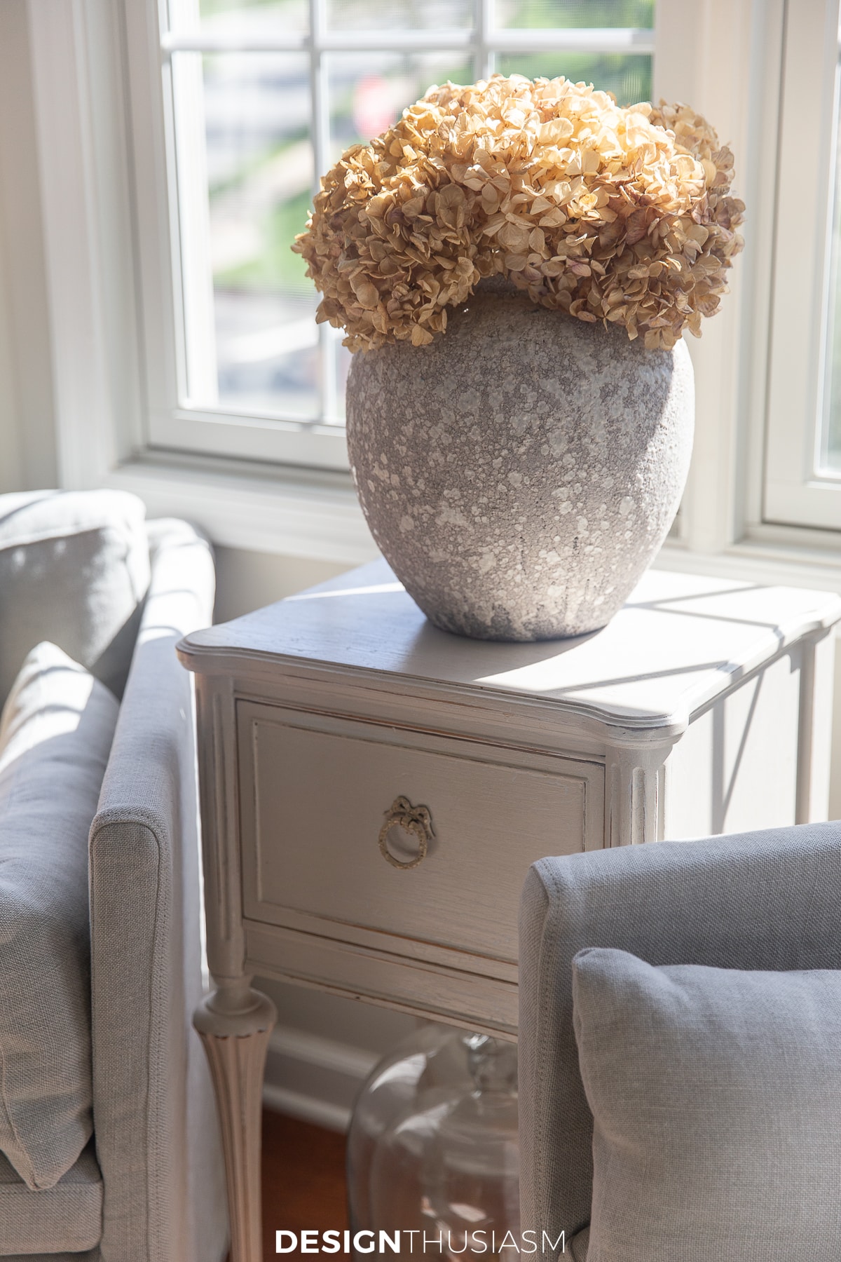 fall living room dried hydranges
