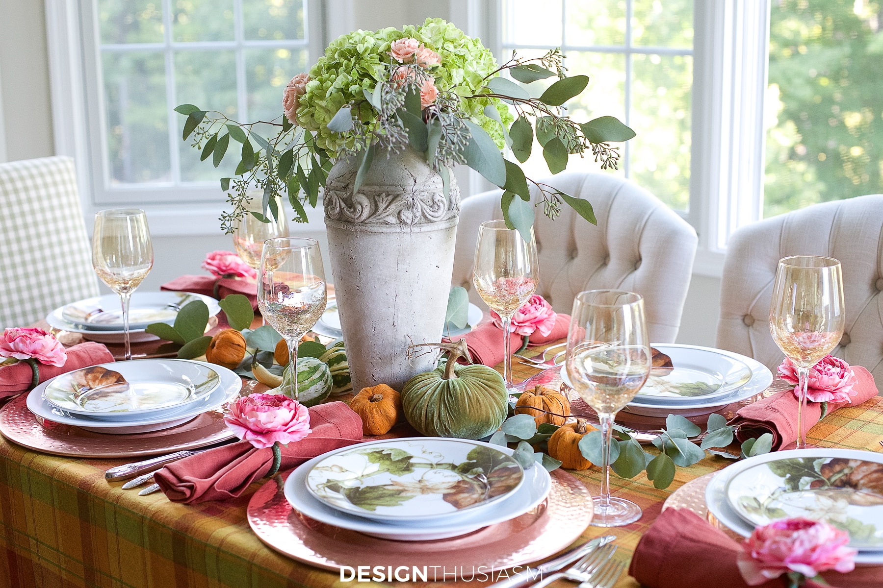 autumn color twist in a fall tablescape