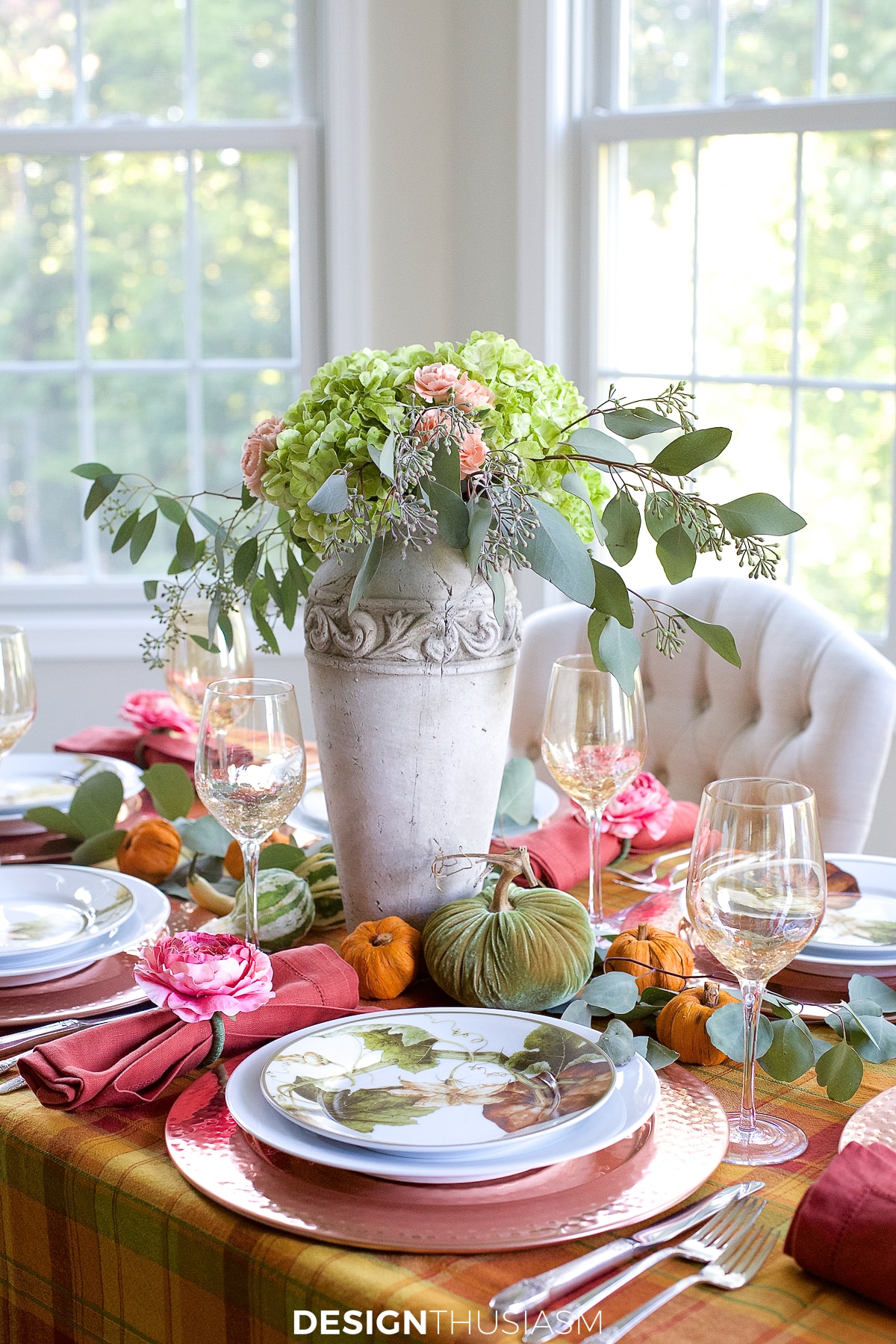 autumn color twist in a fall tablescape