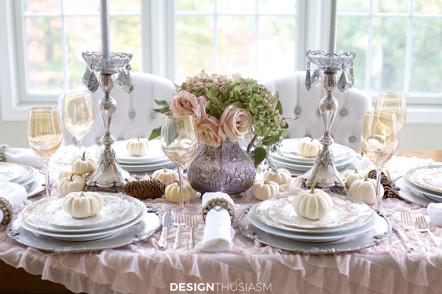 soft vintage thanksgiving table