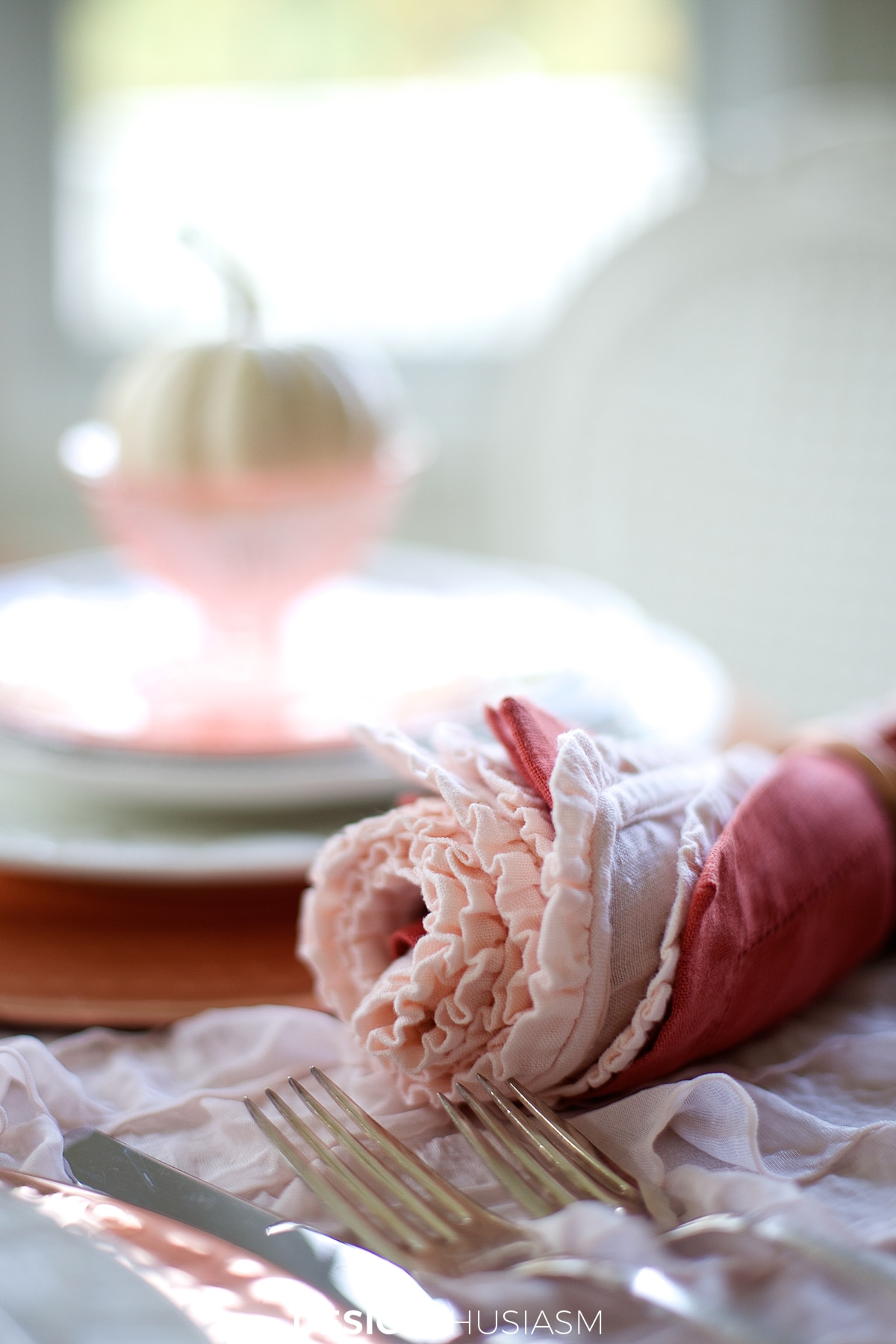 Copper Thanksgiving table rolled napkin cluster