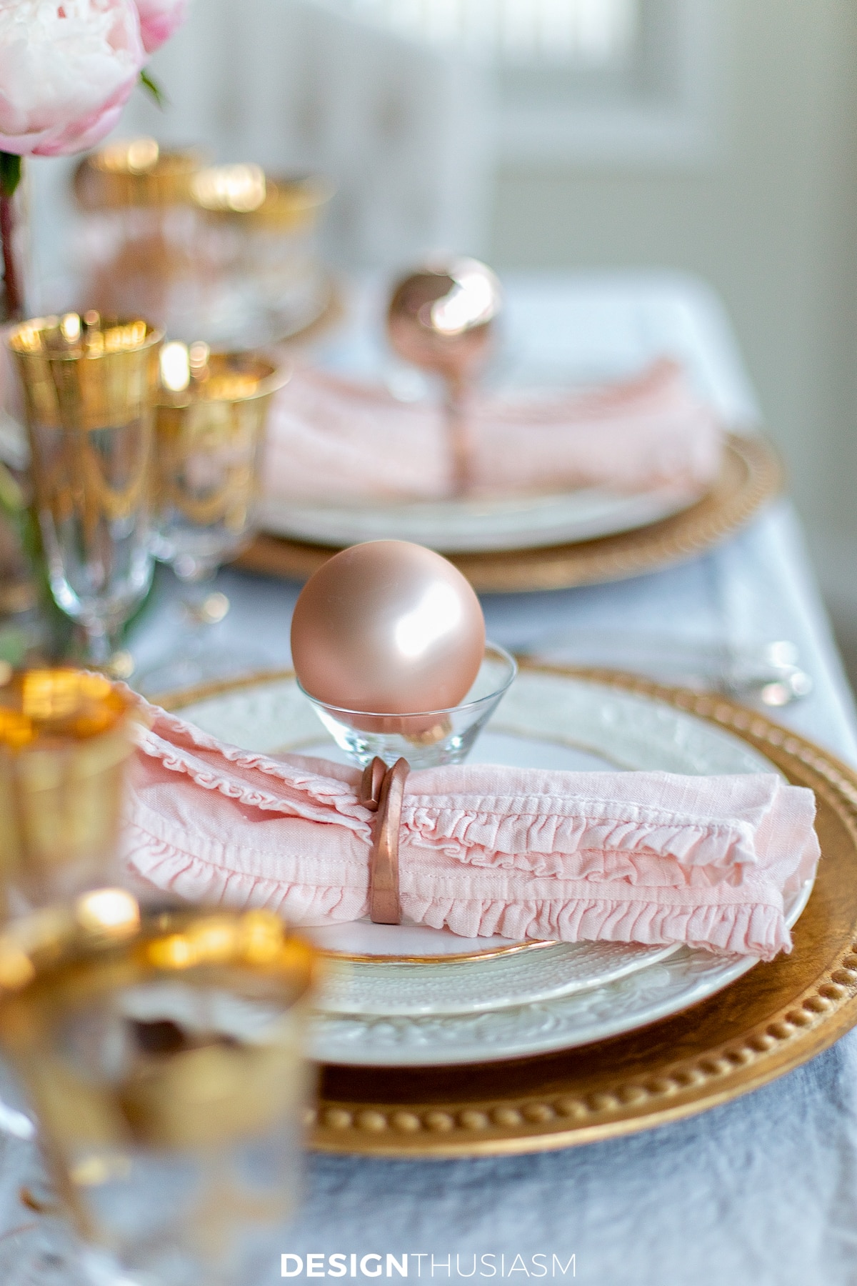 Pink & Gold Xmas Table side view