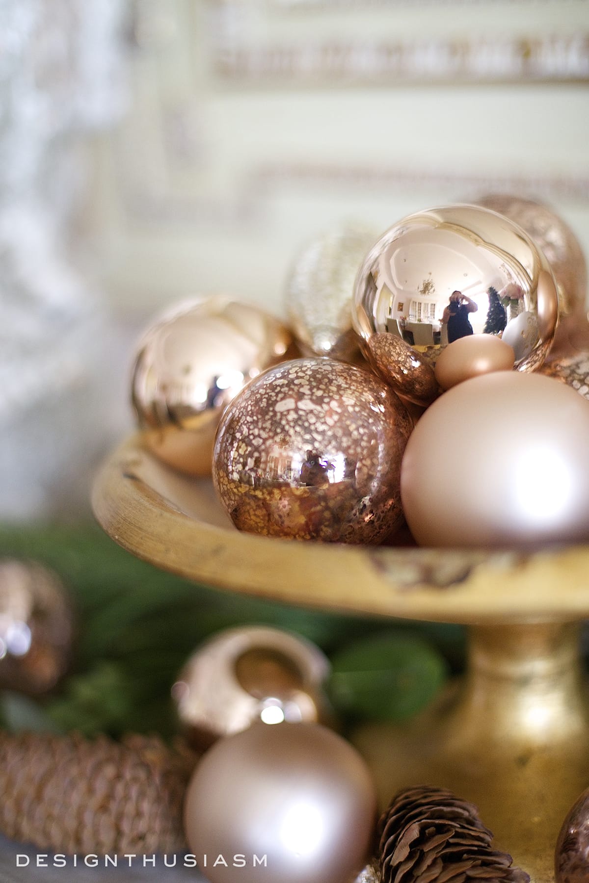 Rose gold Christmas decor | terilynadamsblog.com