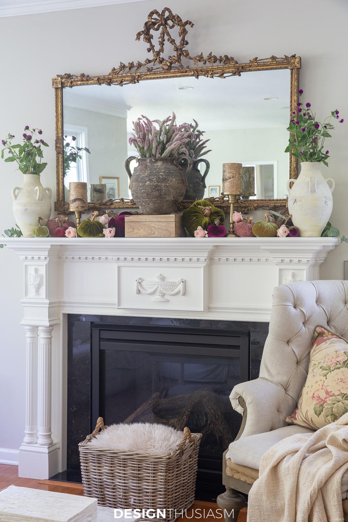 autumn mantel in the family room