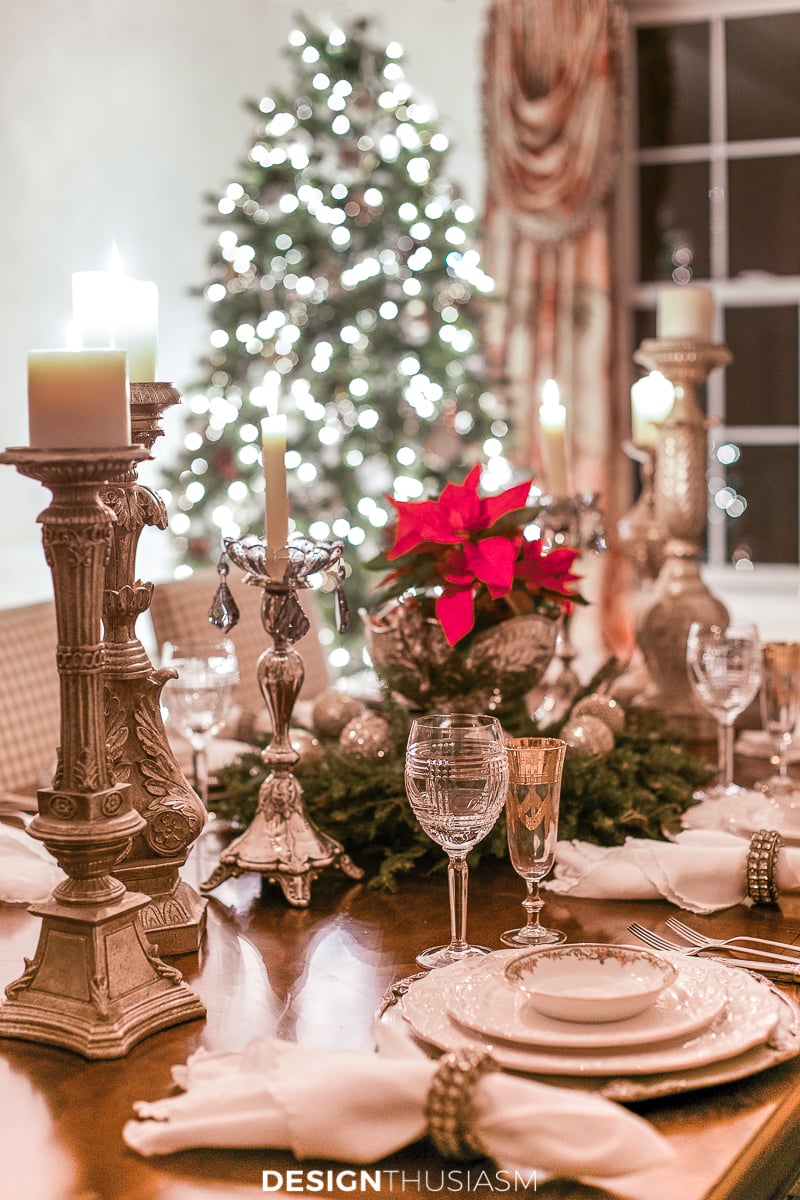 Christmas night lights table setting