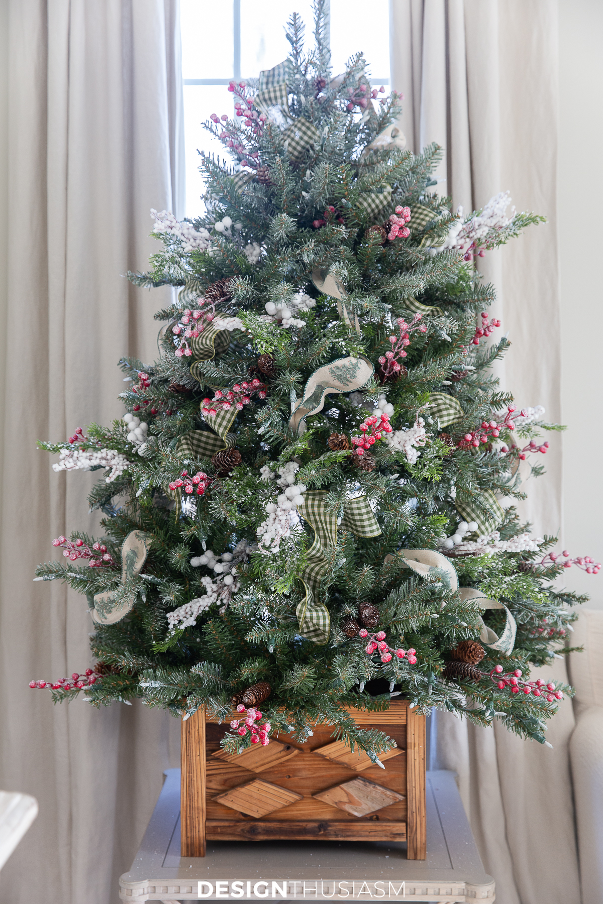 mini teacup tree with ribbon