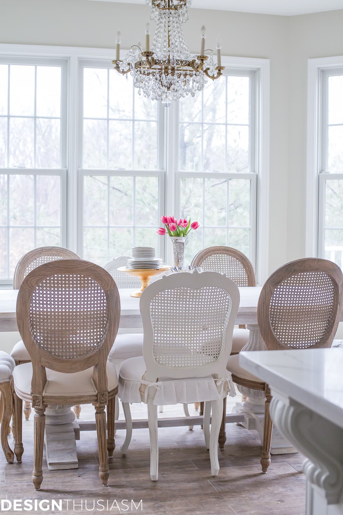 Transforming the Breakfast Room with The Perfect Dining Table | terilynadamsblog.com