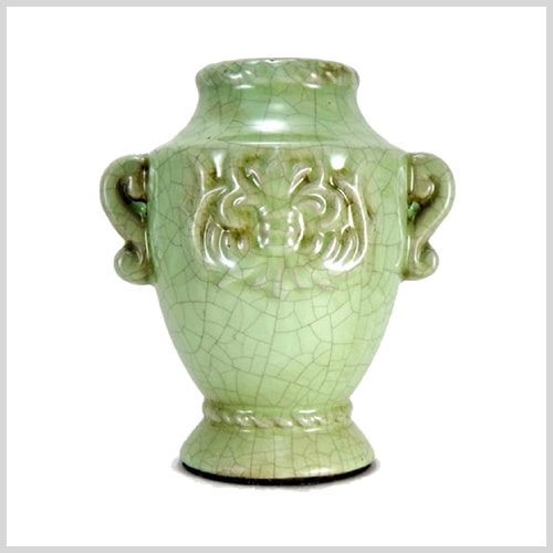 Green Decor | Decorating with Pantone's color of the Year | Greenery | terilynadamsblog.com