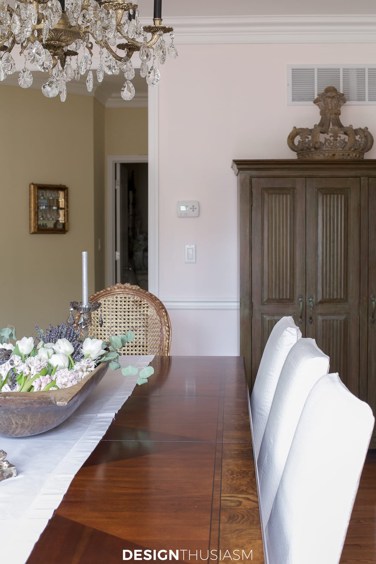 dining room accessories