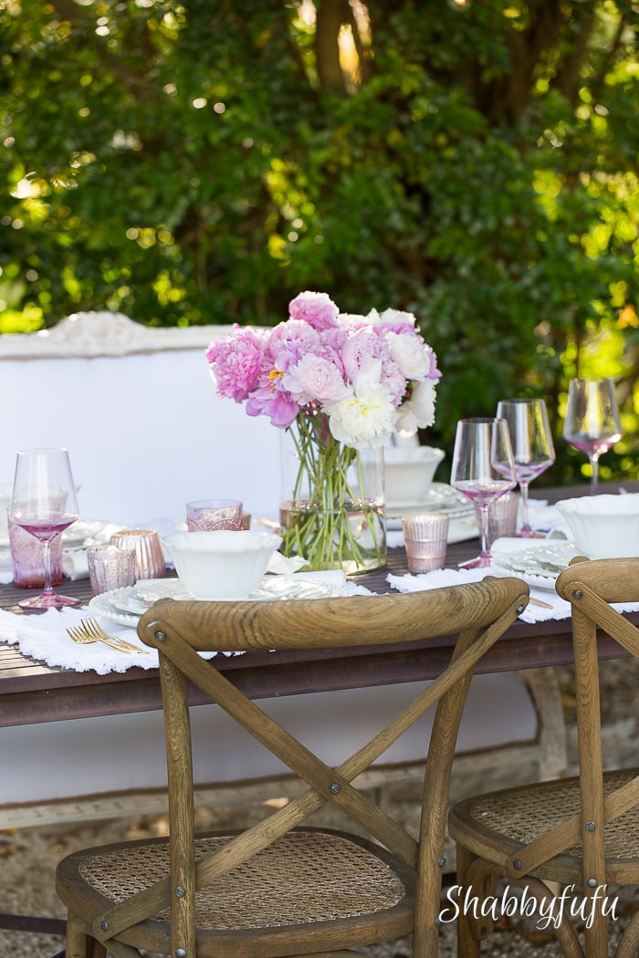 shabbyfufublog- mothers-day-table-setting-outdoors