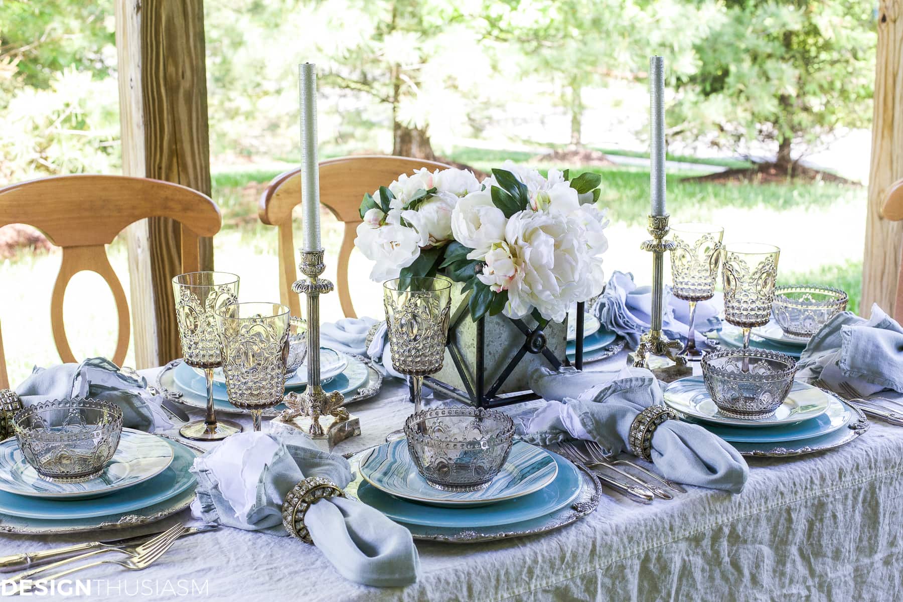 Seaside Decor | Setting a Summer Table with Coastal Dinnerware - terilynadamsblog.com