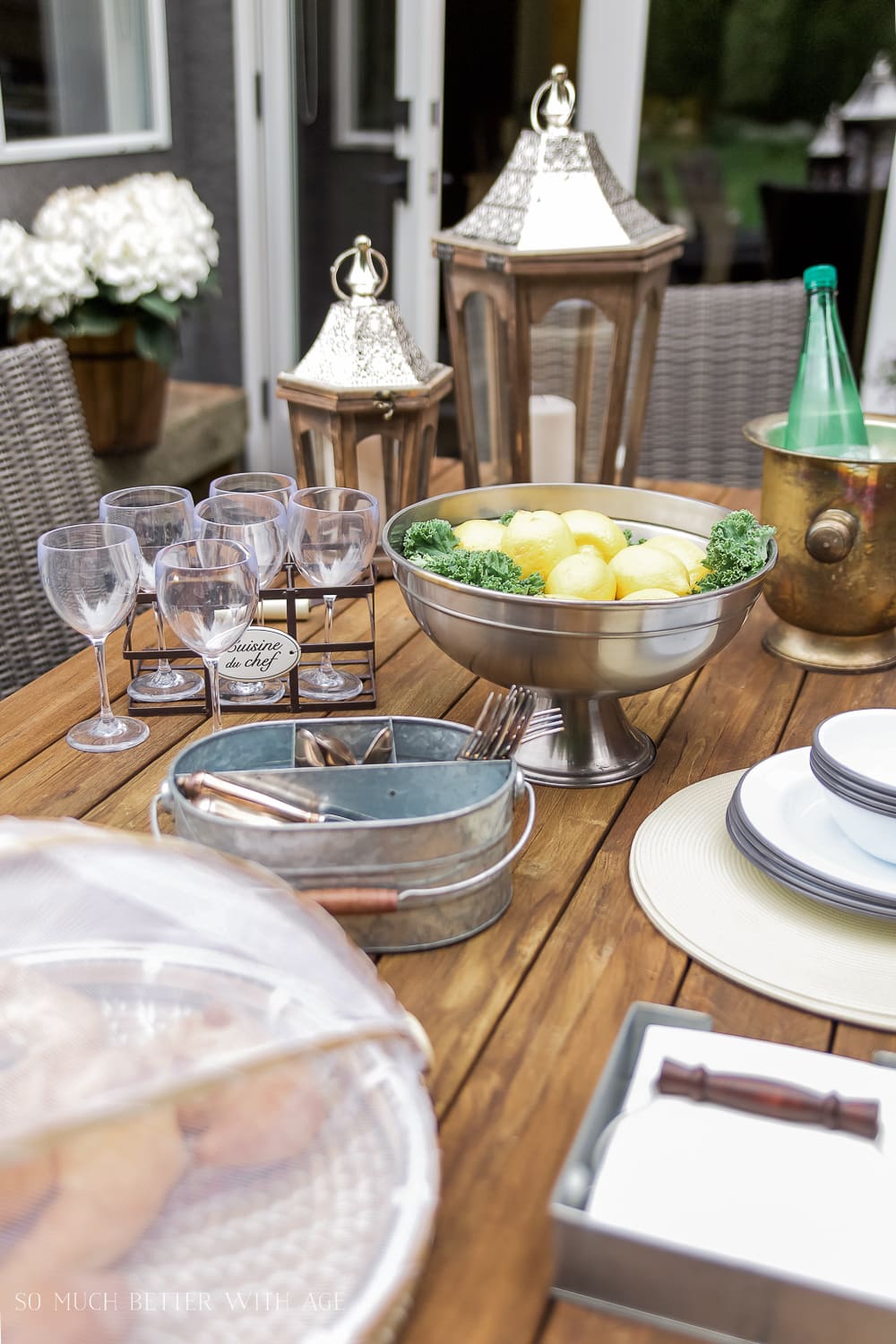 how-to-set-casual-outdoor-table-french-vintage-style-102