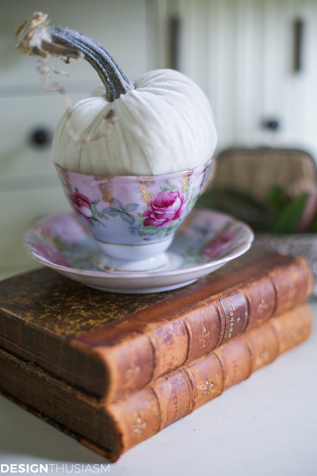 Introducing Fall Decor to Your Home with Neutral Pumpkin Styling - terilynadamsblog.com