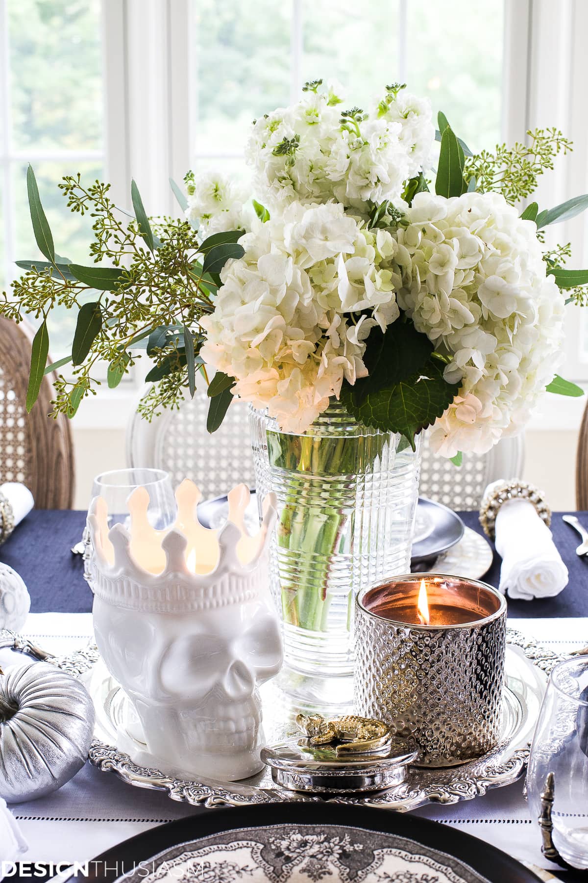 Black and White Table Top Ideas for an Elegant Halloween Dinner - terilynadamsblog.com