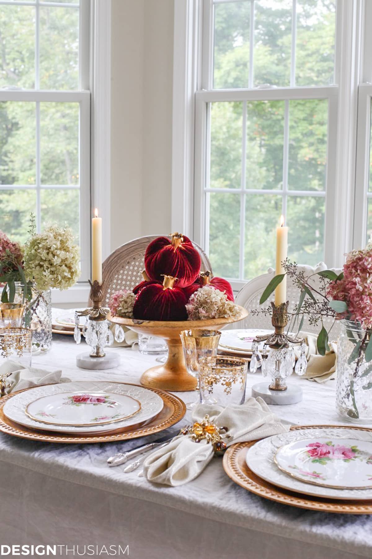 Pomegranate table