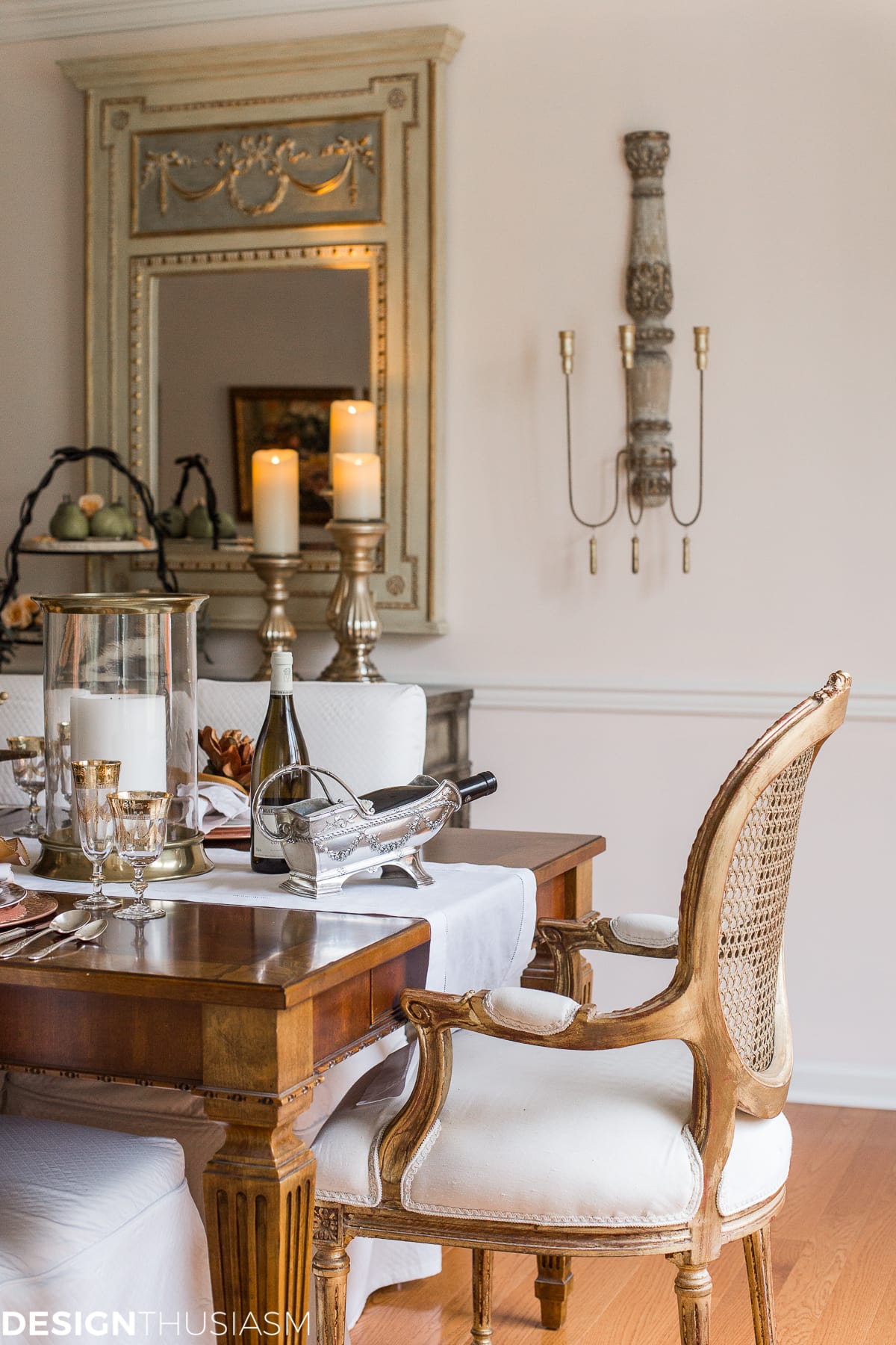 Using Fall Door Decorations to Dress Up Your Thanksgiving Table - terilynadamsblog.com