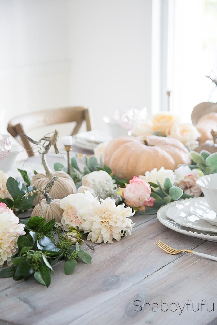 How-To-Style-Artificial-Flowers-Centerpiece-Garland-6