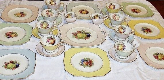 Royal Winton Grimwades 27 Pc Dessert Set
