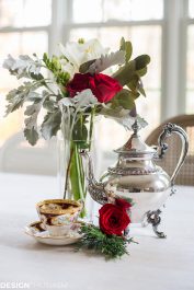 10 Tips for Making Your Holiday Decorations More Special