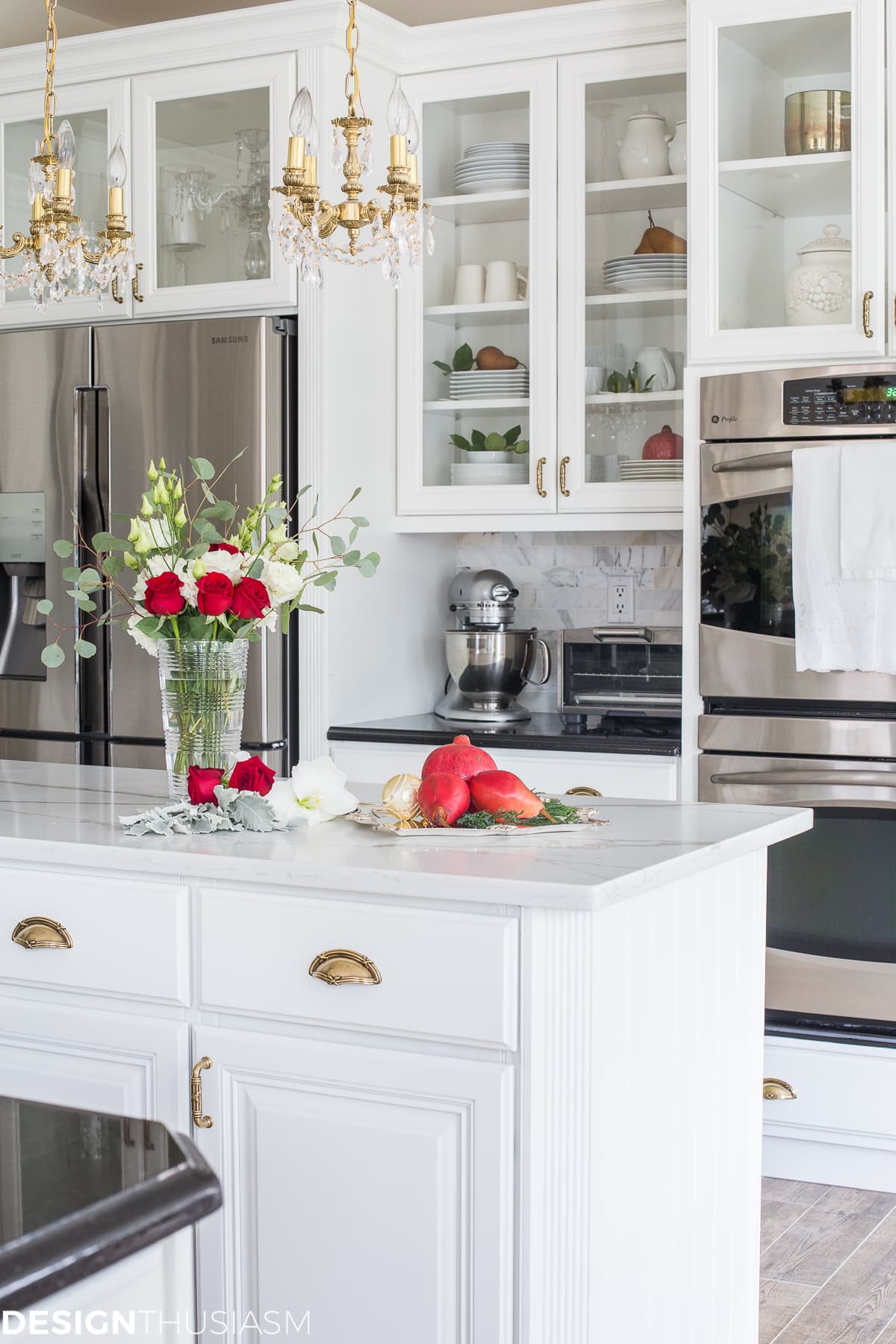French Country Christmas kitchen decor - terilynadamsblog.com