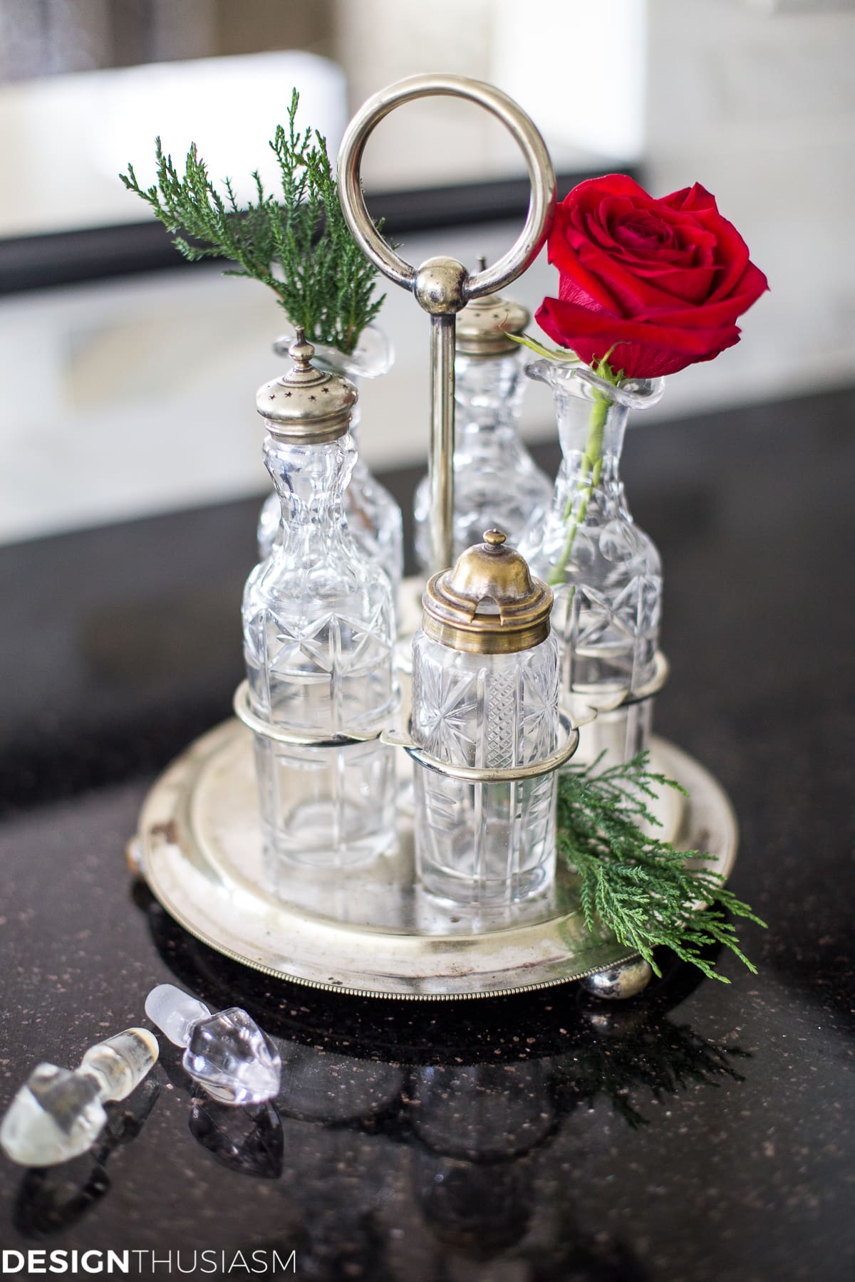 French Country Christmas kitchen decor - terilynadamsblog.com