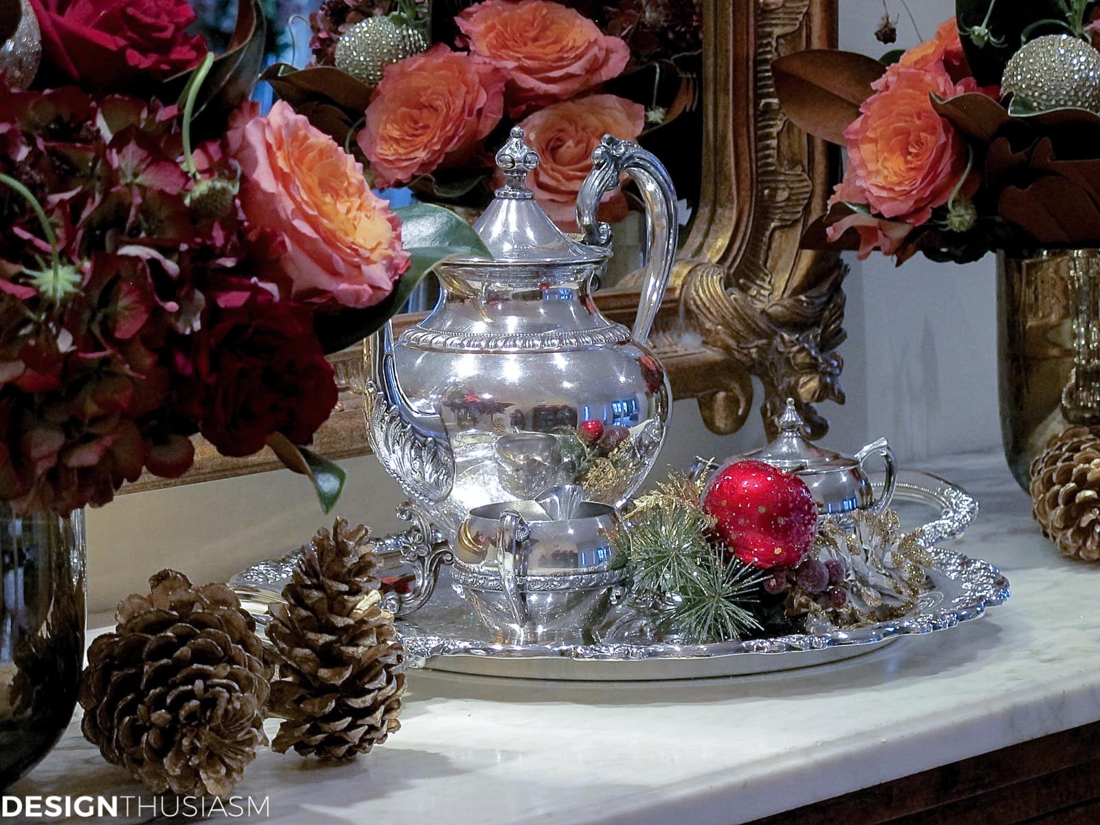 10 Tips for Making Your Holiday Decorations More Special