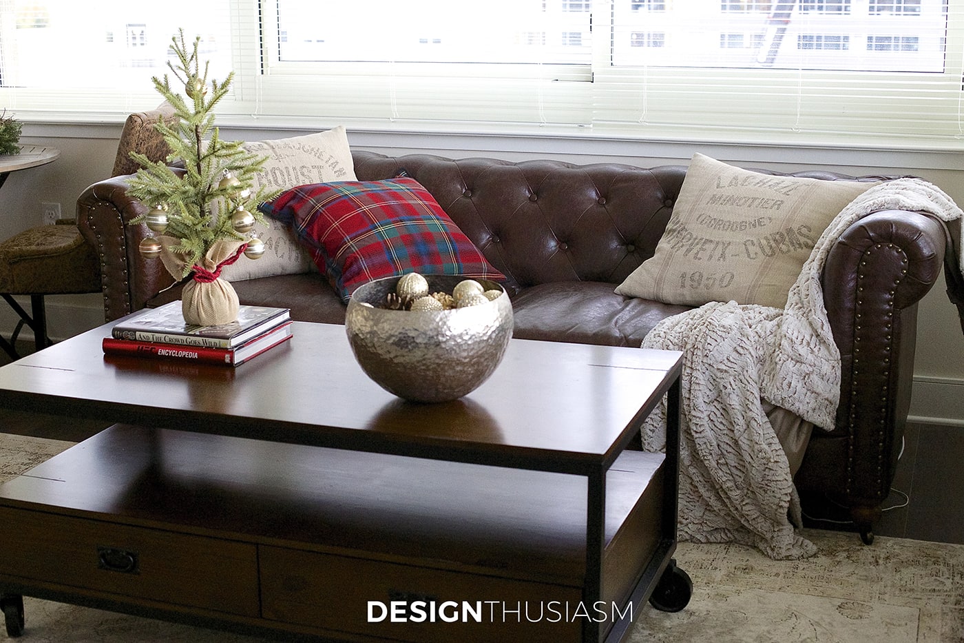 10 Tips for Making Your Holiday Decorations More Special