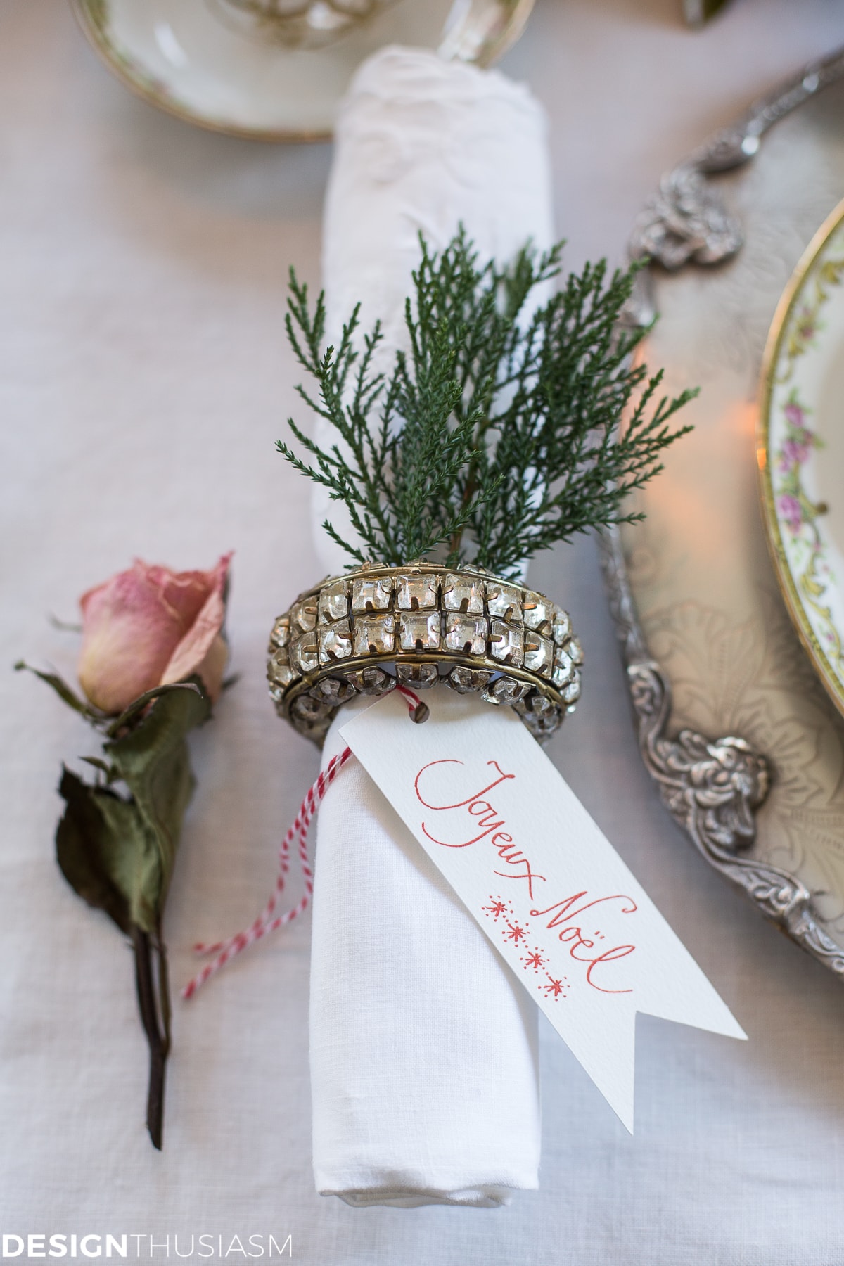 Holiday Table Settings: White Roses and Magnolia Leaves