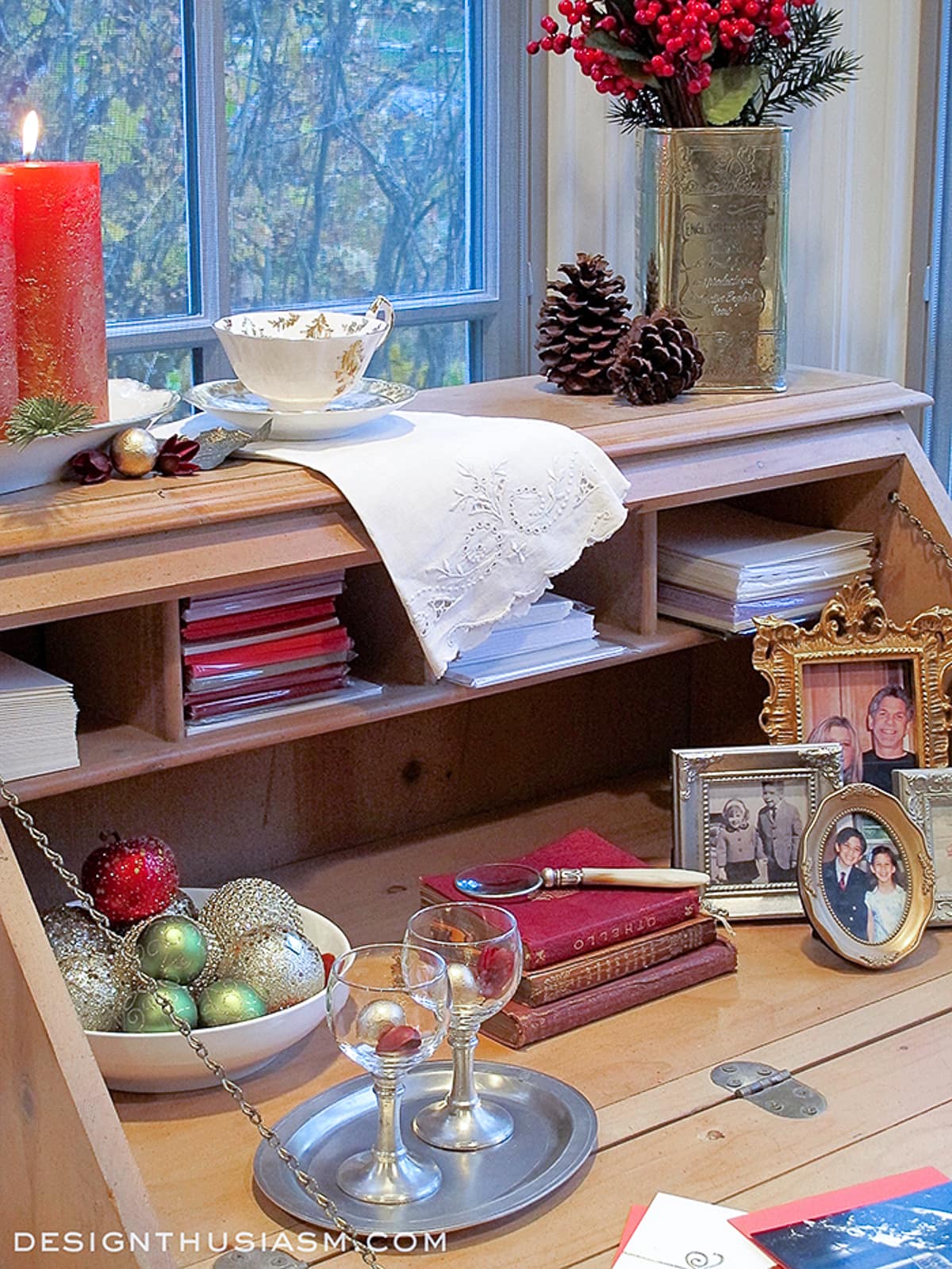 10 Tips for Making Your Holiday Decorations More Special
