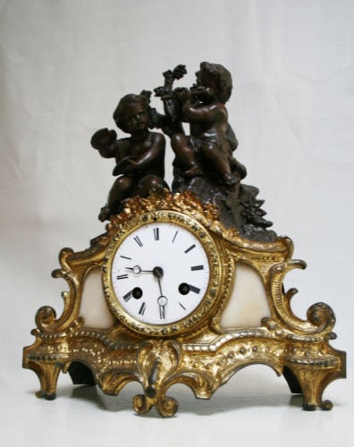 ANTIQUE 1860 FRENCH CLOCK CHERUBS MAKING MUSIC ROMANTIC ALABASTER